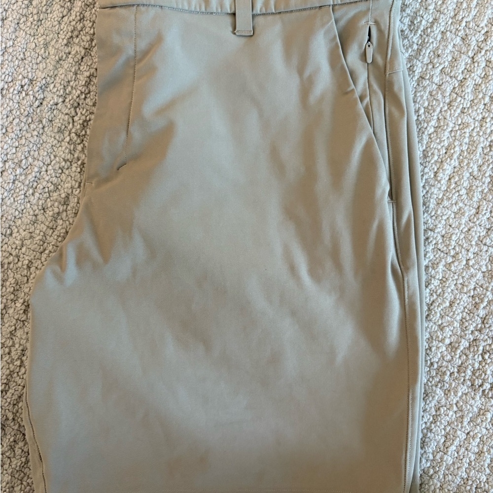 Men’s lululemon Tan Casual shorts